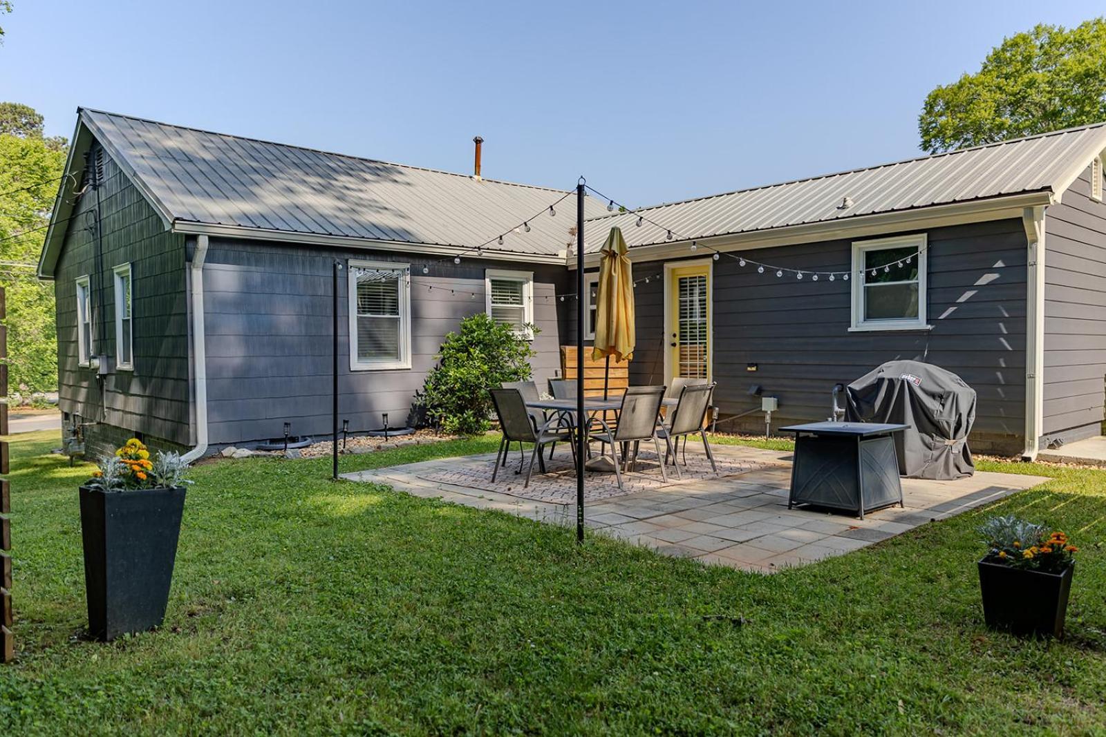 Blue Bungalow W/ Free Golf Cart 1/2 Mi From Square Covington Exterior foto
